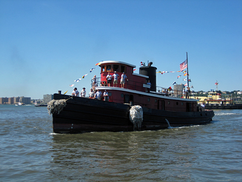 Tug Pegasus on the Hudson River